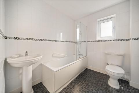 undefined, Woodville Road, Morden SM4