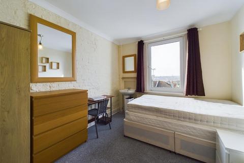 5 bedroom terraced house to rent, Islingword Street, Brighton