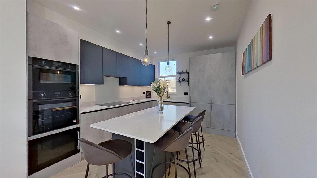 Tff-Trewint-Street-Earlsfield-SW18-11232025 160734