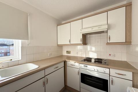 2 bedroom flat to rent, Celtic Street, Maryhill