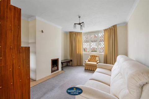 3 bedroom semi-detached house for sale, Dillotford Avenue, Coventry CV3
