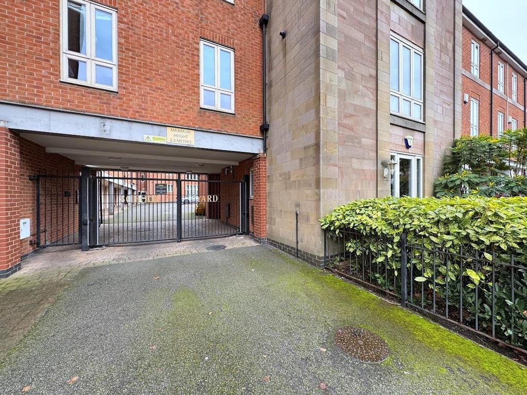 EE4 FE372-7 EC4-410 F-B65 D-B357 AF172934.jpg