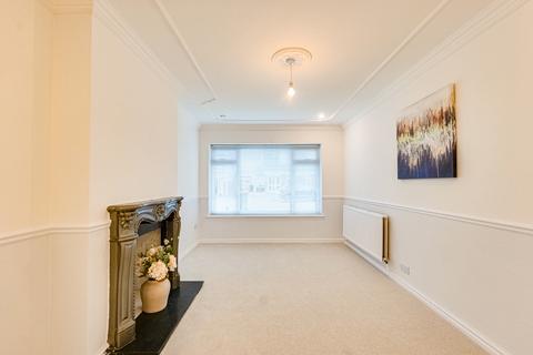 3 bedroom semi-detached house for sale, Warwick Gardens, Rayleigh, SS6