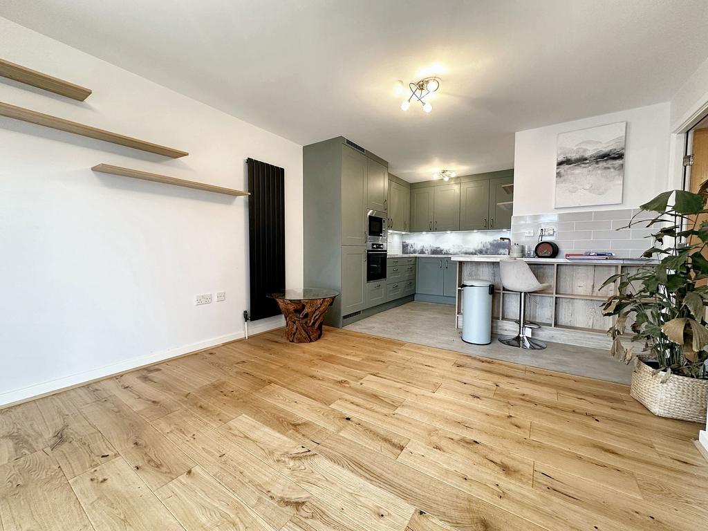 Lounge/Kitchen