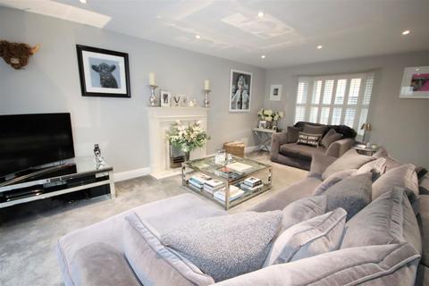 undefined, Larch Rise, Silsoe, Bedford