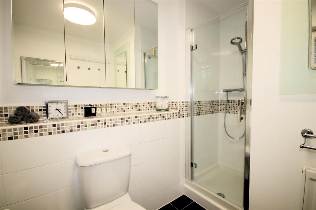 View of En-suite Shower Room