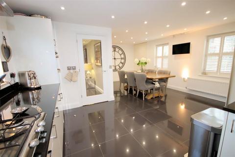 undefined, Larch Rise, Silsoe, Bedford