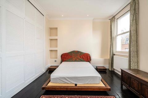 3 bedroom flat to rent, Portobello Road, London W11