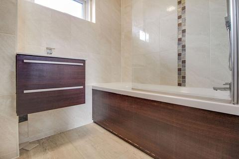 undefined, Saxon Close, Swindon SN6