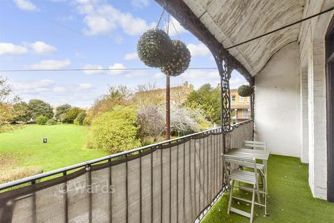 2 bedroom apartment for sale, 18 Adrian Square, Westgate-On-Sea CT8