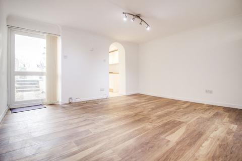 undefined, York Road, Swindon SN1