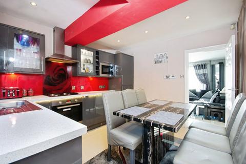 3 bedroom semi-detached house for sale, Leybourne Drive, Nottingham NG5