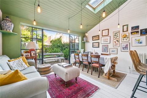undefined, Fairlight Road, London, SW17