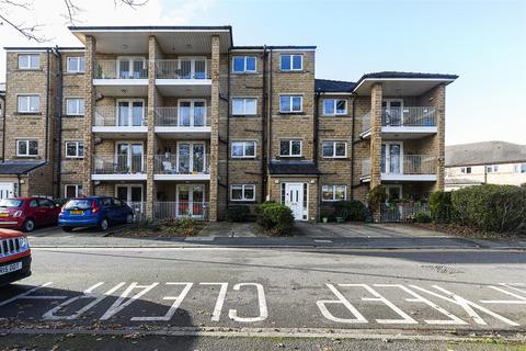 2 bedroom apartment for sale, Laund Road, Huddersfield HD3