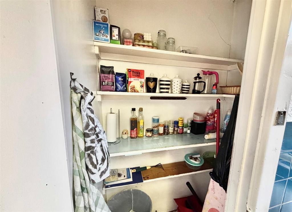 Pantry.jpg
