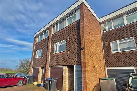 undefined, Vernon Close, Leamington Spa
