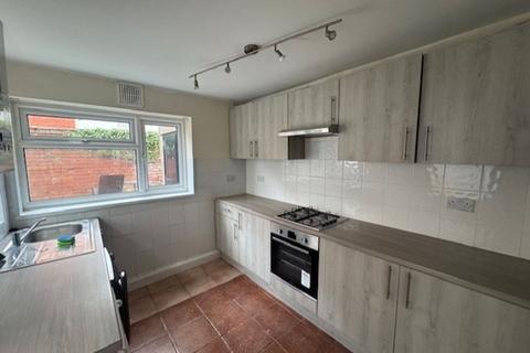 4 bedroom terraced house to rent, Angus Street, Cardiff, CF24