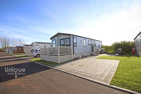 2 bedroom terraced house for sale, Shard Riverside Lodge Park, Hambleton, Poulton-le-Fylde, FY6