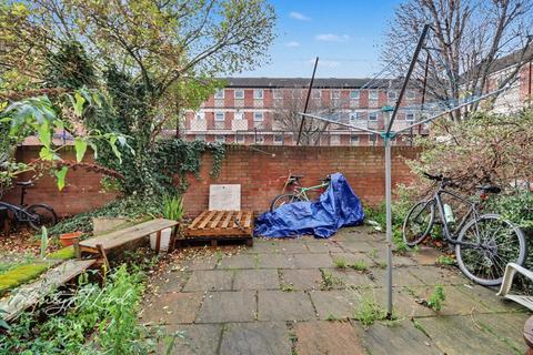 undefined, Mostyn Grove, LONDON