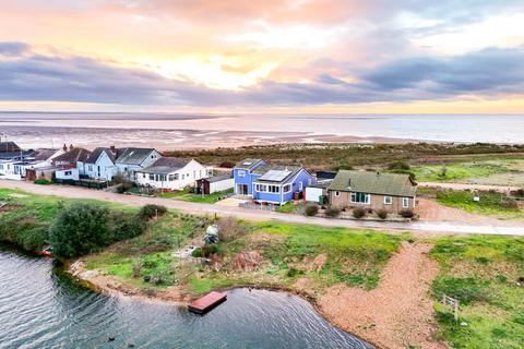 2 bedroom chalet for sale, Snettisham, King's Lynn, Norfolk, PE31
