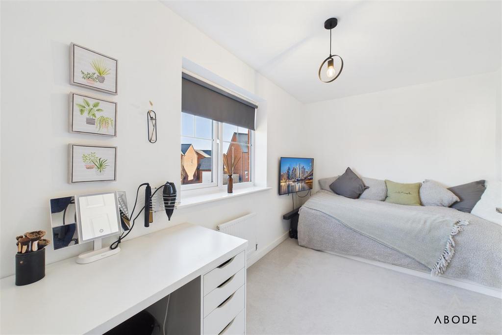 CAM01882 G0-PR0221-STILL012.jpg