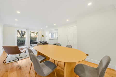 3 bedroom flat to rent, Beechcroft Avenue, London, NW11