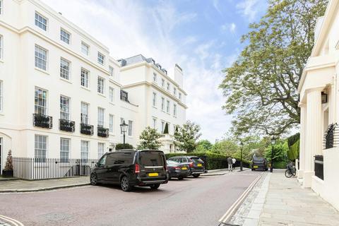 Office to rent, 85 Albany St London NW1 4BT