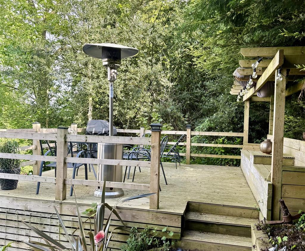 Terrace1.jpg