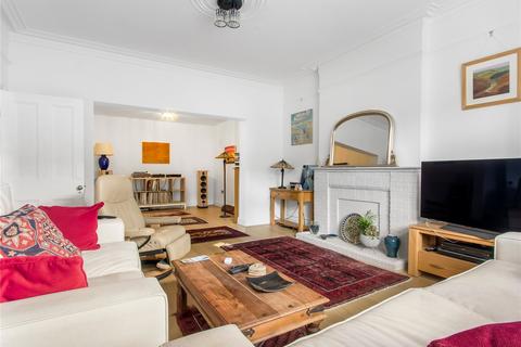 5 bedroom semi-detached house for sale, Derwent Road, London, N13