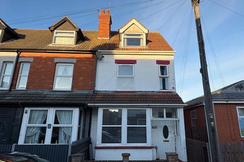 4 bedroom end of terrace house for sale - Brunswick Drive, Skegness, Lincolnshire, PE25 2QT
