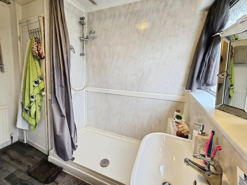 Shower2