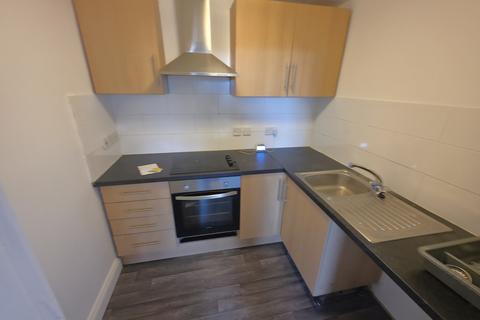 3 bedroom flat to rent, 1 Arklow Square, Ramsgate, Kent, CT11