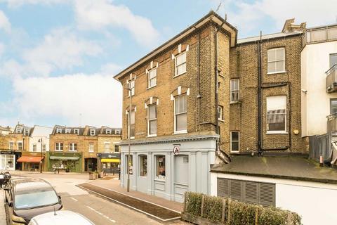 Old York Road, London SW18