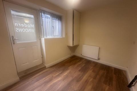 2 bedroom terraced house for sale, Alma Street, Chester, CH3 5DF, Chester