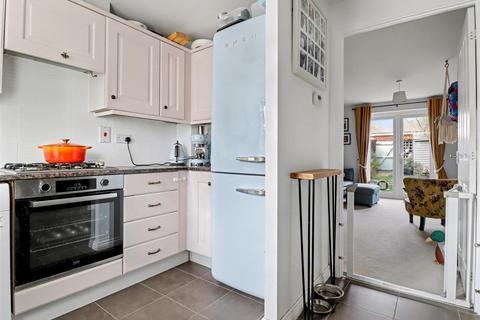 2 bedroom terraced house for sale, Redpoll Road, Norwich NR8