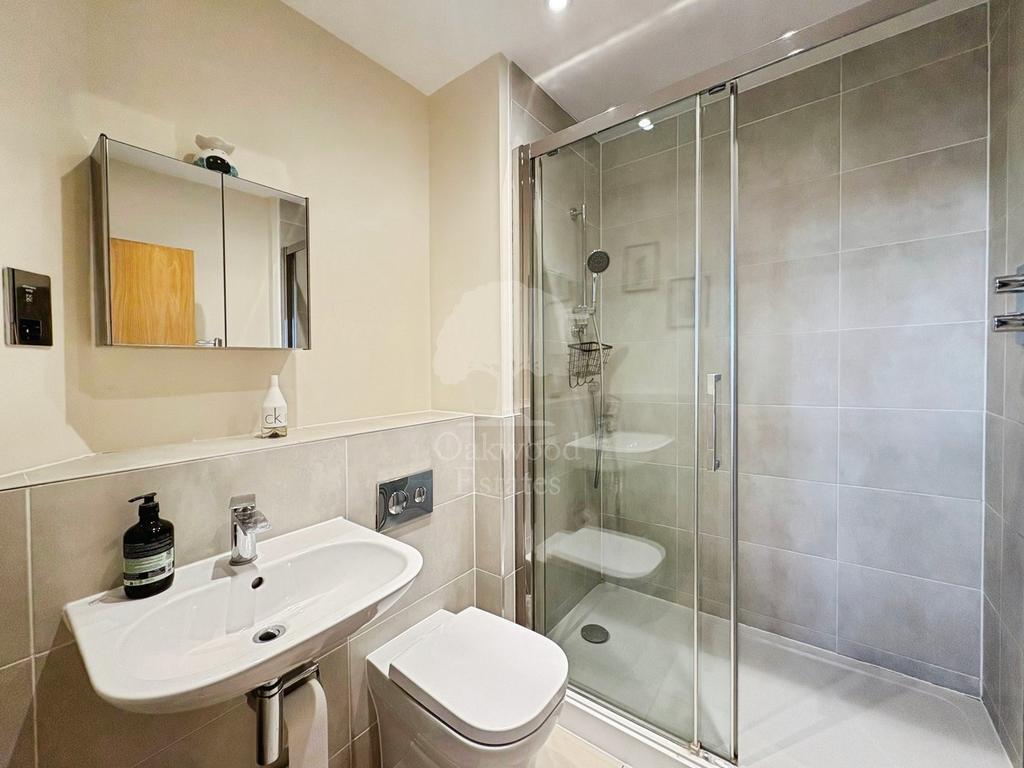Ensuite