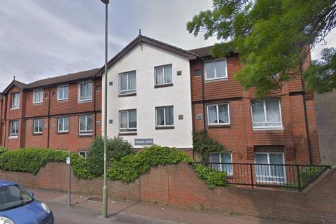 undefined, Middle Road, Southampton SO31
