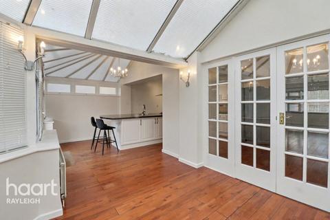 undefined, Ashurst Avenue, SOUTHEND-ON-SEA