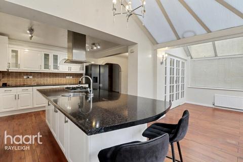 undefined, Ashurst Avenue, SOUTHEND-ON-SEA
