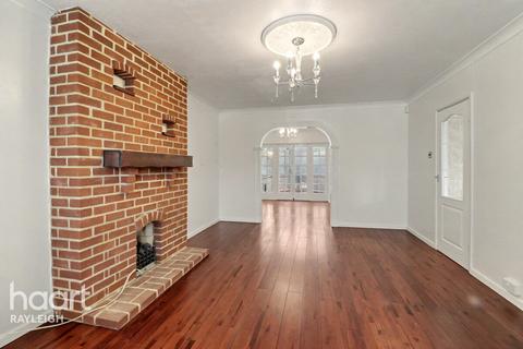 undefined, Ashurst Avenue, SOUTHEND-ON-SEA