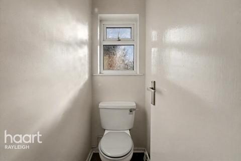 undefined, Ashurst Avenue, SOUTHEND-ON-SEA