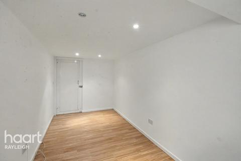 undefined, Ashurst Avenue, SOUTHEND-ON-SEA