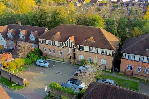 Lower Village, Haywards Heath, RH16