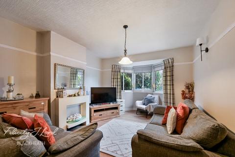 3 bedroom semi-detached house for sale, Guild Road, Charlton