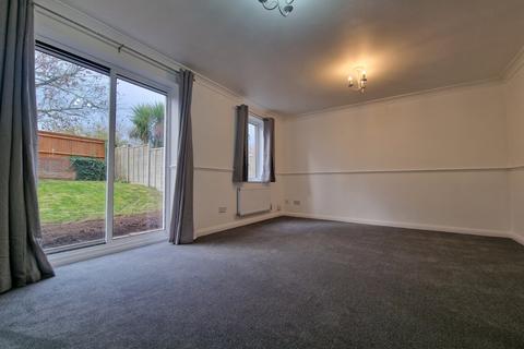 undefined, Helm Close, Hampshire PO13