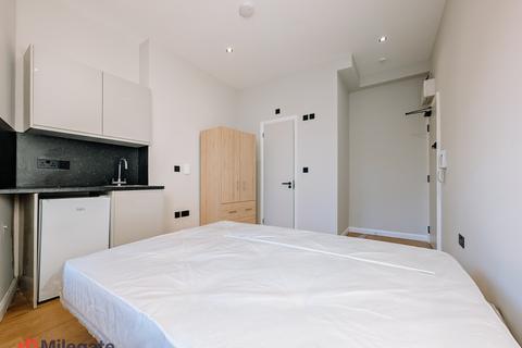 undefined, Brixton Hill, London SW2