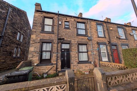 2 bedroom end of terrace house to rent, Fountain Street, Morley, Leeds, West Yorkshire, UK, LS27