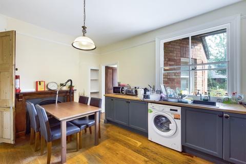 undefined, Abington Avenue, Northampton NN1