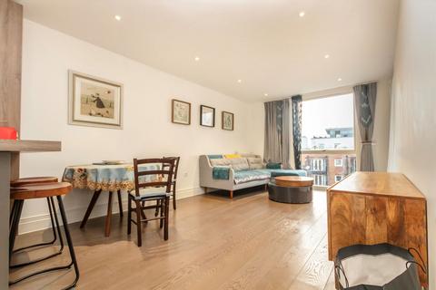 undefined, Queenshurst Square, Kingston Upon Thames KT2