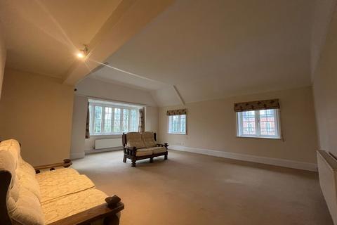 2 bedroom apartment to rent, Eastcote Place, Pinner